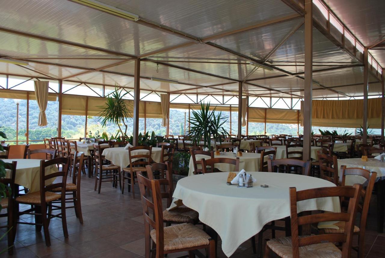 Blue Bay Hotel Charamida Экстерьер фото